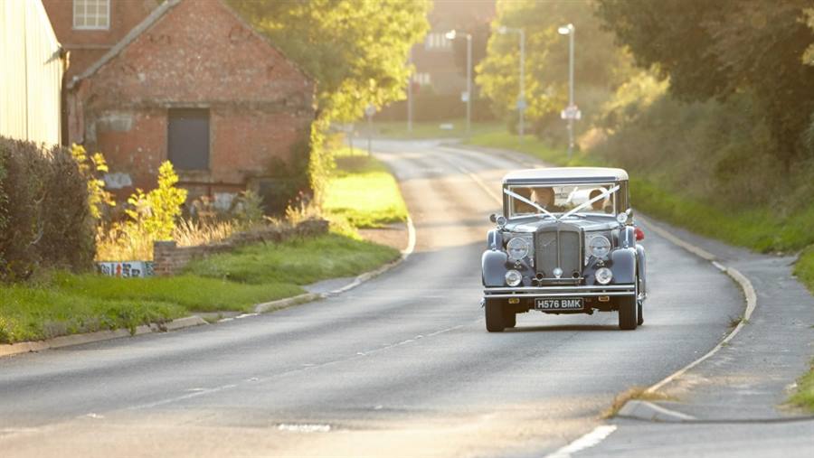Regent Landaulette Wedding Car